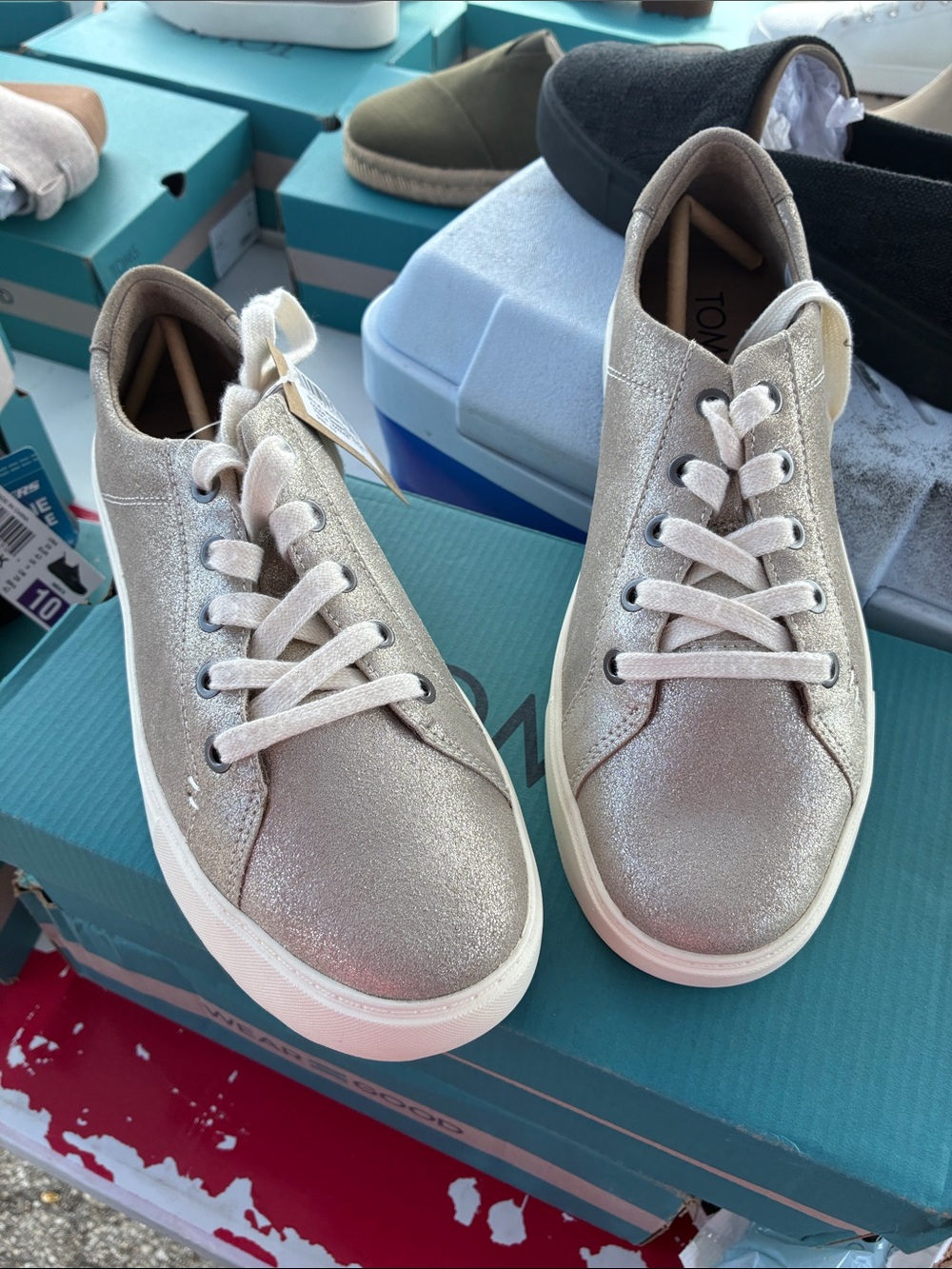 Toms Silver Metallic Low-Top Sneakers